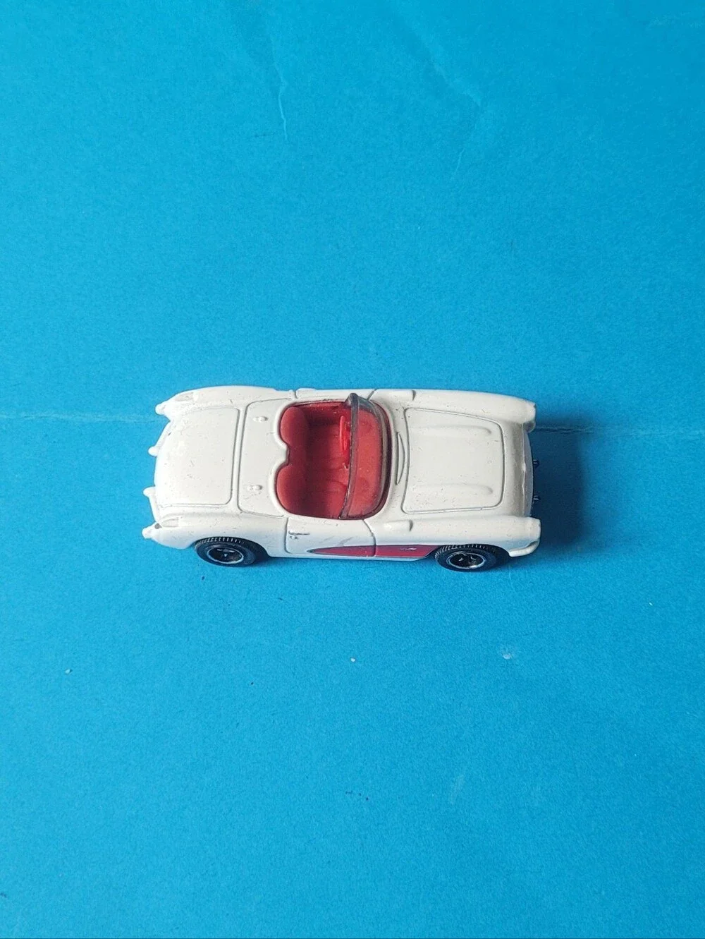 Matchbox 1957 Chevrolet Corvette Conver 1998.